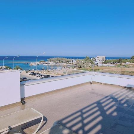 Stay Trinity Beach Apts 帕拉利米尼 外观 照片