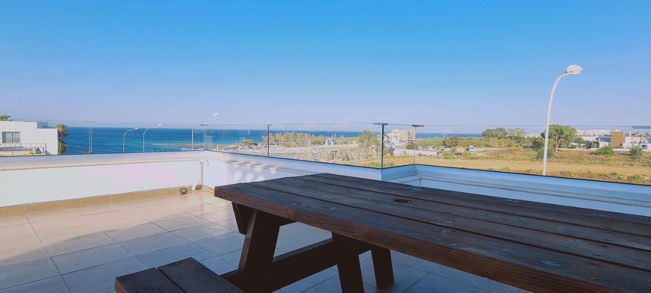 Stay Trinity Beach Apts 帕拉利米尼 外观 照片