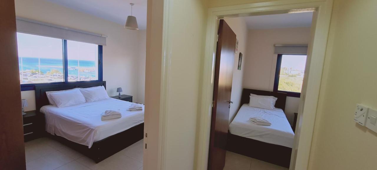 Stay Trinity Beach Apts 帕拉利米尼 外观 照片