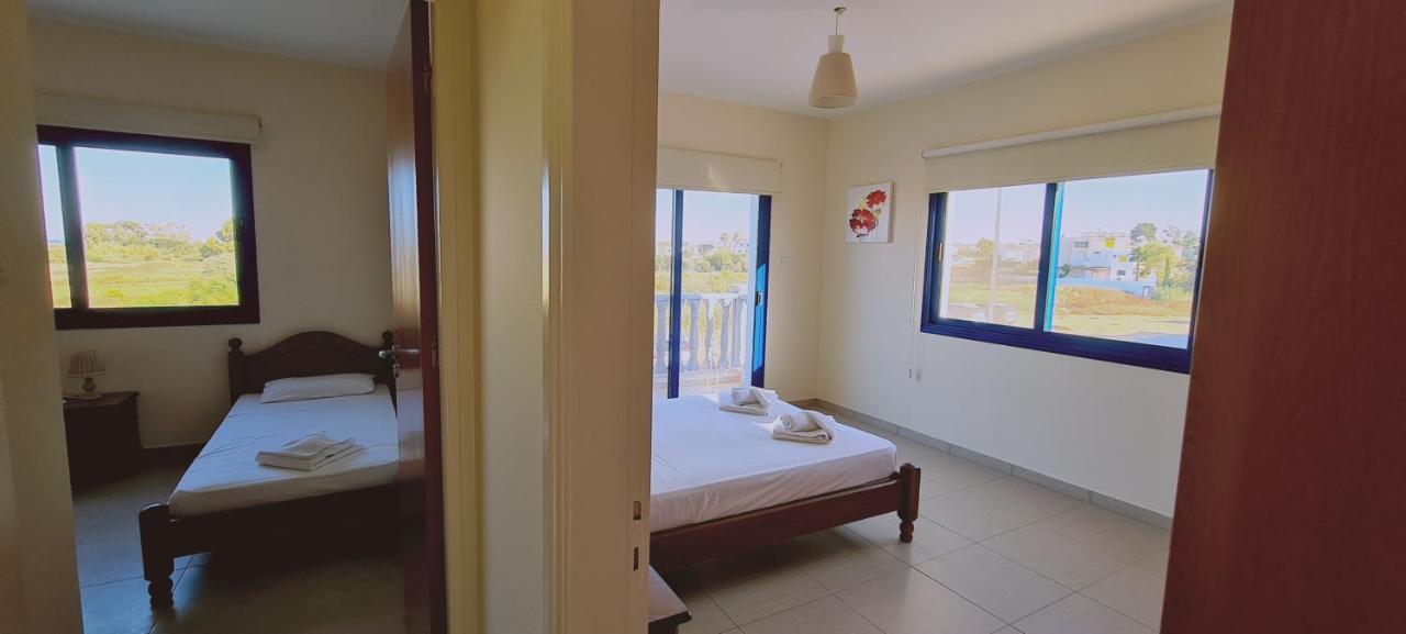 Stay Trinity Beach Apts 帕拉利米尼 外观 照片