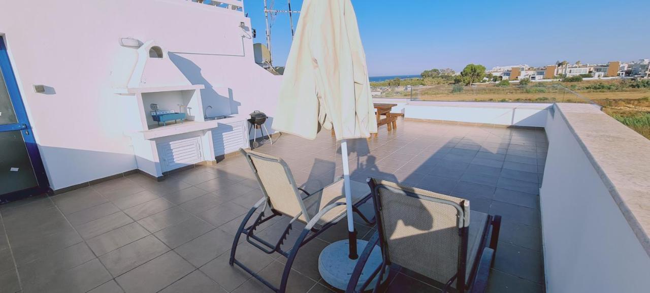 Stay Trinity Beach Apts 帕拉利米尼 外观 照片
