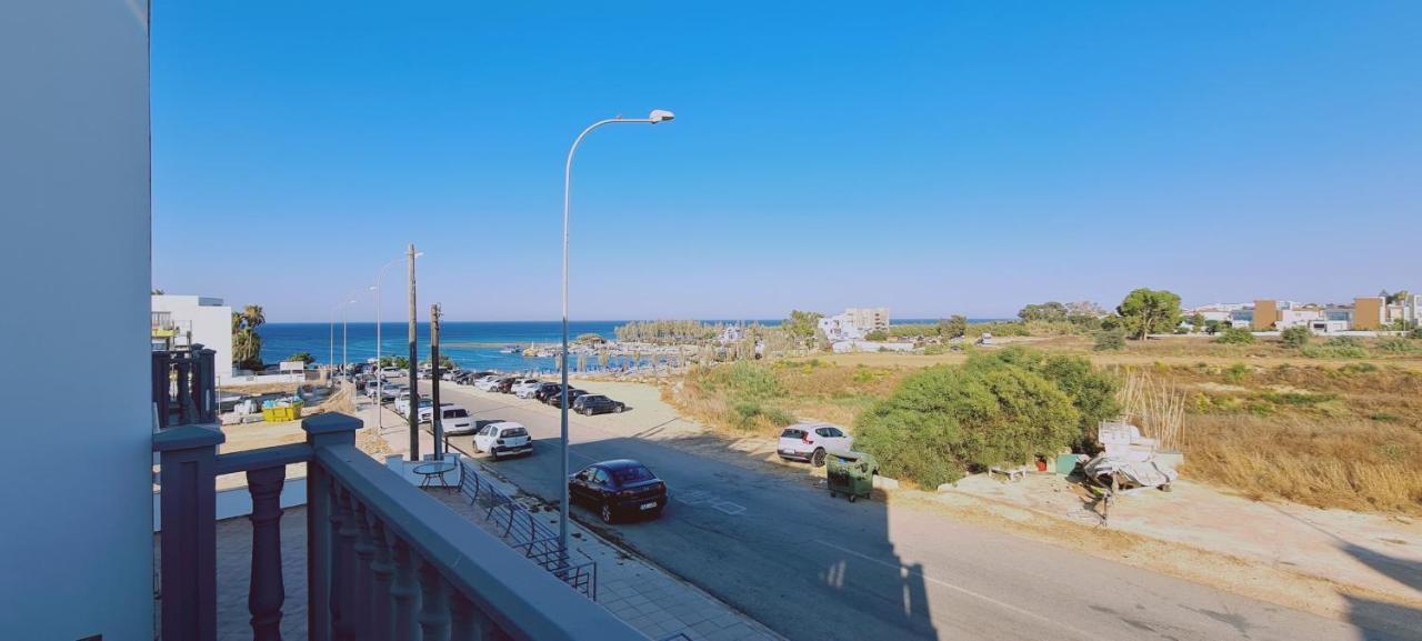 Stay Trinity Beach Apts 帕拉利米尼 外观 照片